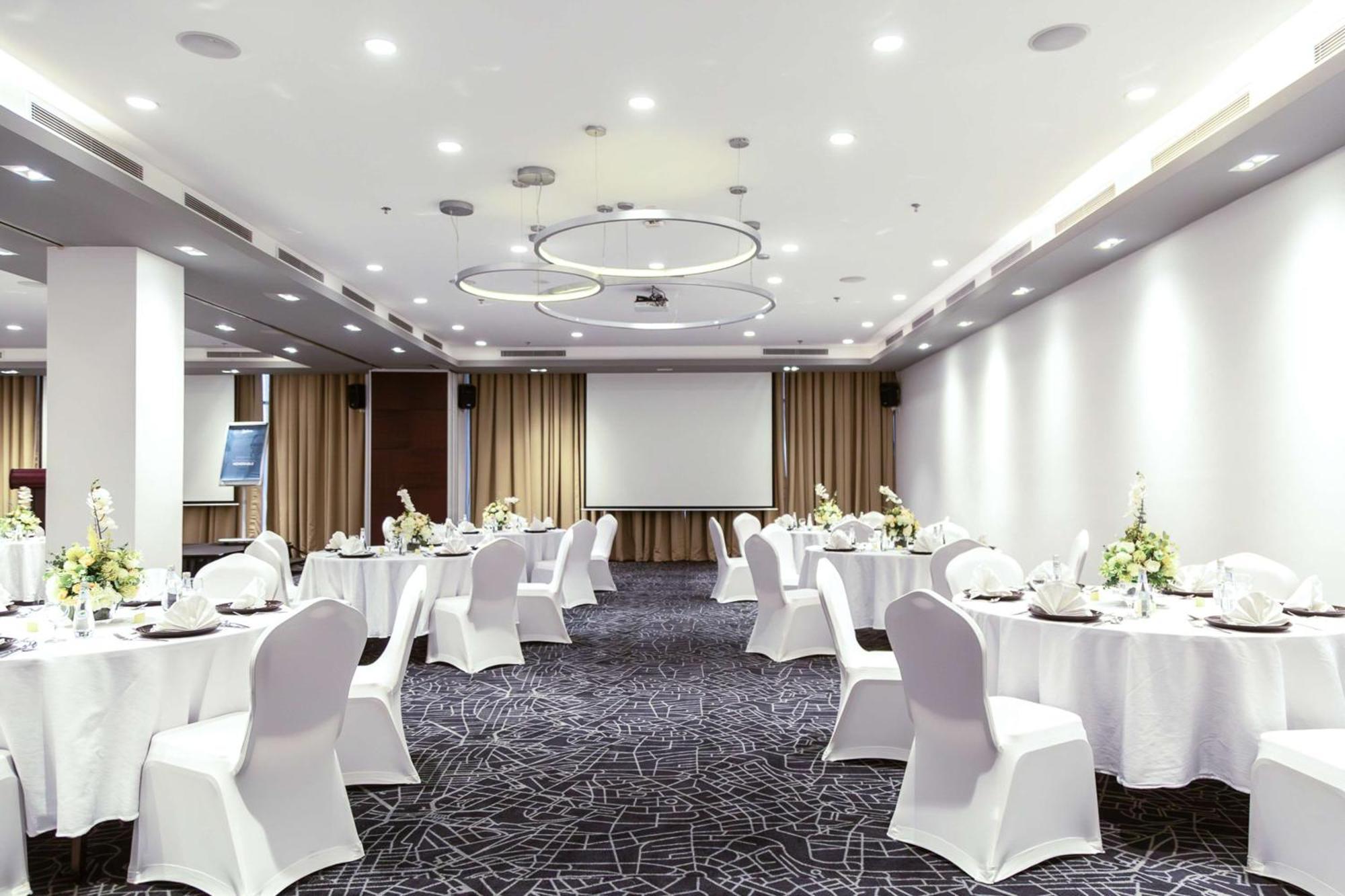 Radisson Hotel & Apartments Dammam Industrial City Exterior photo